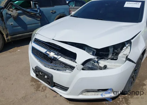 2013 Chevrolet Malibu 1Lt из США, поврежденный, VIN 1G11C5SA6DF327965